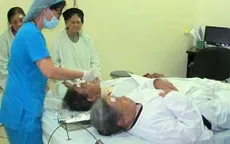 Phẫu thuật thay thủy tinh thể cho bệnh nhân nghèo