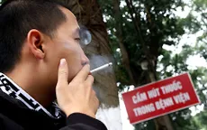 Kiểm tra đột xuất một số điểm cấm hút thuốc lá