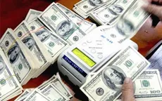 Tỉ giá USD giảm sau khi NHNN công bố giá trần