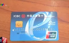 Bắt người nước ngoài dùng thẻ tín dụng giả mua hàng
