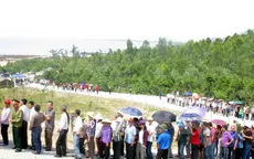 Hơn 100.000 người viếng mộ Đại tướng Võ Nguyên Giáp dịp nghỉ lễ 30/4 - 1/5