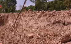 Tuyến đê Tào Khê ở Quế Võ, Bắc Ninh bị phá tan hoang, chính quyền nói gì?