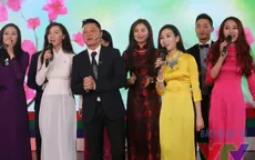 Rộn ràng "Bữa trưa vui vẻ" của những người làm truyền hình