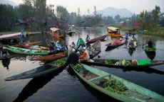 Chợ nổi Kashmir tấp nập trở lại sau lũ lụt