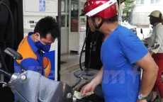Từ 15h hôm nay, giá xăng Ron 92 và E5 cùng giảm 391 đồng mỗi lít