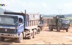 Quảng Nam: Khai thác hàng chục nghìn khối cao lanh trắng đem bán