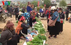 Ngày xuân đi chợ phiên Huổi Cuổi