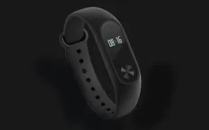 Xiaomi Mi Band 2 cập bến Việt Nam với giá khoảng 700.000 đồng