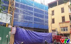Hiện trường ngổn ngang của vụ sập giàn giáo gây chết người tại Hà Nội