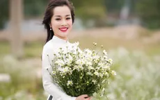 Minh Hương "Nhật ký Vàng Anh" khoe sắc cùng cúc họa mi