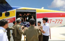 Điều động máy bay hải quân đưa bệnh nhân từ Trường Sa vào bờ