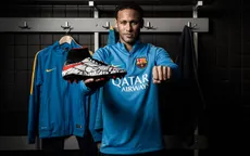 Neymar sành điệu cùng đôi giày tự thiết kế