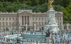 Du khách bị mê hoặc khi đến công viên kỳ quan thế giới Tobu World Square