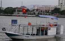 Tàu bị lật trên sông Hàn đã hoạt động "chui"