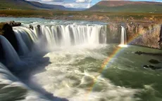 Những hình ảnh cầu vồng vắt qua núi ngoạn mục ở Iceland