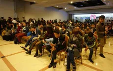 Thanh niên khu vực miền Bắc kéo nhau đi sơ tuyển 'X-Factor', 'Giọng hát Việt'