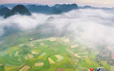 Những khoảnh khắc đầy cảm xúc trong triển lãm ảnh "Nụ cười Việt Nam"