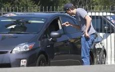 Ashton Kutcher nổi điên với thợ săn ảnh