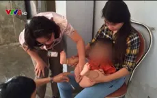 Công an vào cuộc vụ bé trai 8 tháng tuổi bị người giúp việc bạo hành