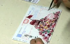 Tái hiện cuộc sống sinh động từ những tờ... hóa đơn