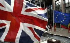 Anh “vật lộn” với cú sốc hậu Brexit