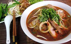 Vì sao bún bò Huế được bình chọn là món ngon châu Á?