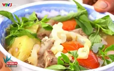 Thưởng thức bún cá sứa đậm đà hương vị biển Nha Trang