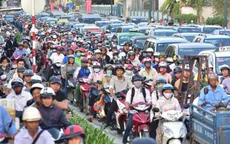 Kẹt xe - Nỗi ám ảnh của người dân TP.HCM
