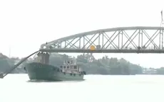 Thông luồng giao thông trên sông qua đoạn cầu Ghềnh bị sập