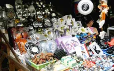 Những chiêu trò móc túi khách hàng tại chợ Trời