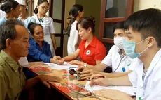 TP.HCM: Khám sức khỏe đợt 2 cho người dân bãi rác Đông Thạnh