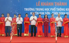 Chủ tịch nước dự khánh thành trường học tại Ninh Bình