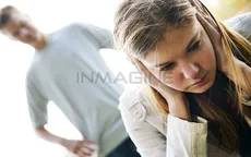 Làm gì khi người yêu bị tán tỉnh?