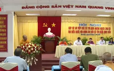 Chủ tịch Quốc hội tiếp xúc cử tri tại TP Cần thơ