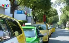 Giá cước taxi tại TP.HCM chỉ giảm cho có