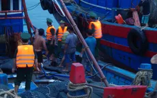 Quảng Trị: Cứu 2 tàu cá gặp nạn trên biển