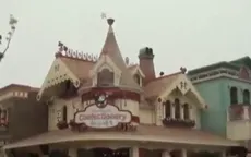 Disneyland của Trung Quốc mở cửa, 153 nhà máy ngừng hoạt động