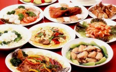 Người Trung Quốc mê mẩn đặt đồ ăn gia đình qua điện thoại