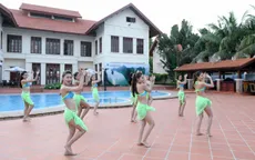 Thí sinh Hoa hậu Biển Việt Nam đầy năng lượng tập flashmob