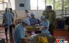 Kiểm soát chặt bánh chưng, giò chả... handmade cận Tết Nguyên đán 2021