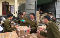 Thu giữ hàng nghìn mặt hàng lậu vận chuyển về SVĐ Mỹ Đình