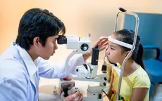 Cận thị học đường gia tăng vì không khám định kỳ