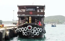 Khánh Hòa: Va chạm liên tiếp, một tàu du lịch bị chìm