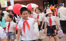 Hàng nghìn em nhỏ thích thú tới Hội sách Thiếu nhi