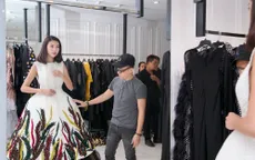 Á hậu quốc tế Thúy Vân diễn mở màn BST "Lúa" của NTK Công Trí