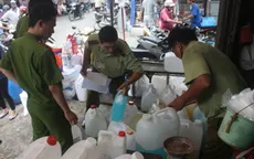 Tổng kiểm tra các cửa hàng kinh doanh hóa chất tại chợ Kim Biên