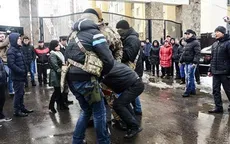 Đặc nhiệm Ukraine bất ngờ khám xét Làng Sen của người Việt