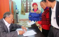 Hà Tĩnh: Hàng trăm hộ nghèo phấn khởi nhận lại tiền đóng góp xây dựng NTM