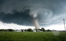 Mỹ: Lốc xoáy quét qua bang Oklahoma, ít nhất 2 người thiệt mạng