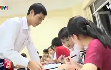Thăm các lớp học nghĩa tình của những người thầy đặc biệt